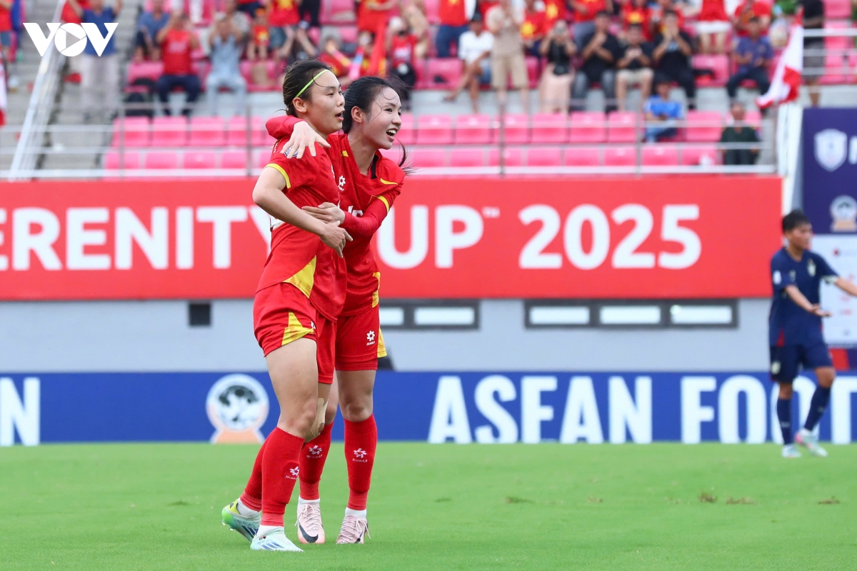 Dt nu viet nam ket thuc asean cup 2025 bang chien thang dam truoc Dt nu thai lan hinh anh 43
