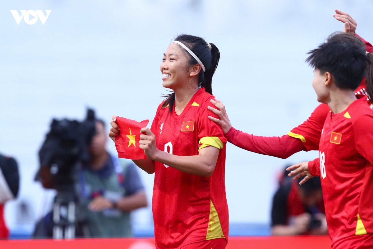 Dt nu viet nam ket thuc asean cup 2025 bang chien thang dam truoc Dt nu thai lan hinh anh 1
