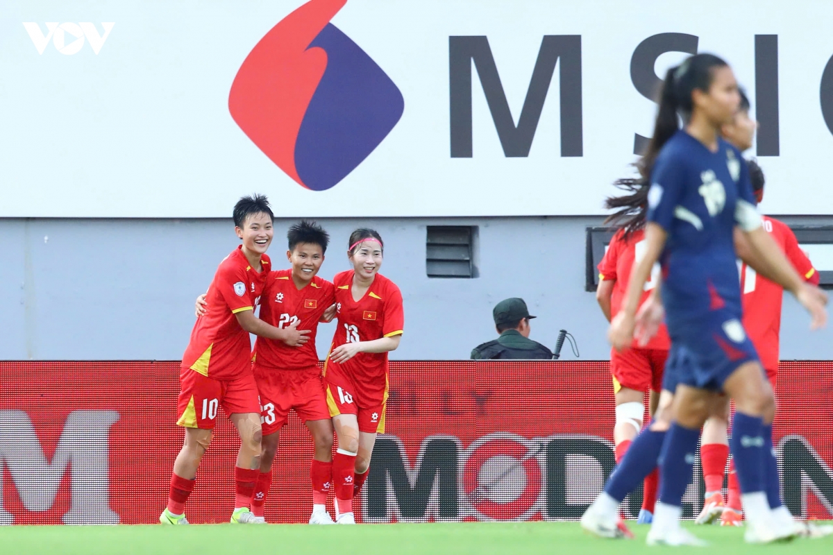 Dt nu viet nam ket thuc asean cup 2025 bang chien thang dam truoc Dt nu thai lan hinh anh 48