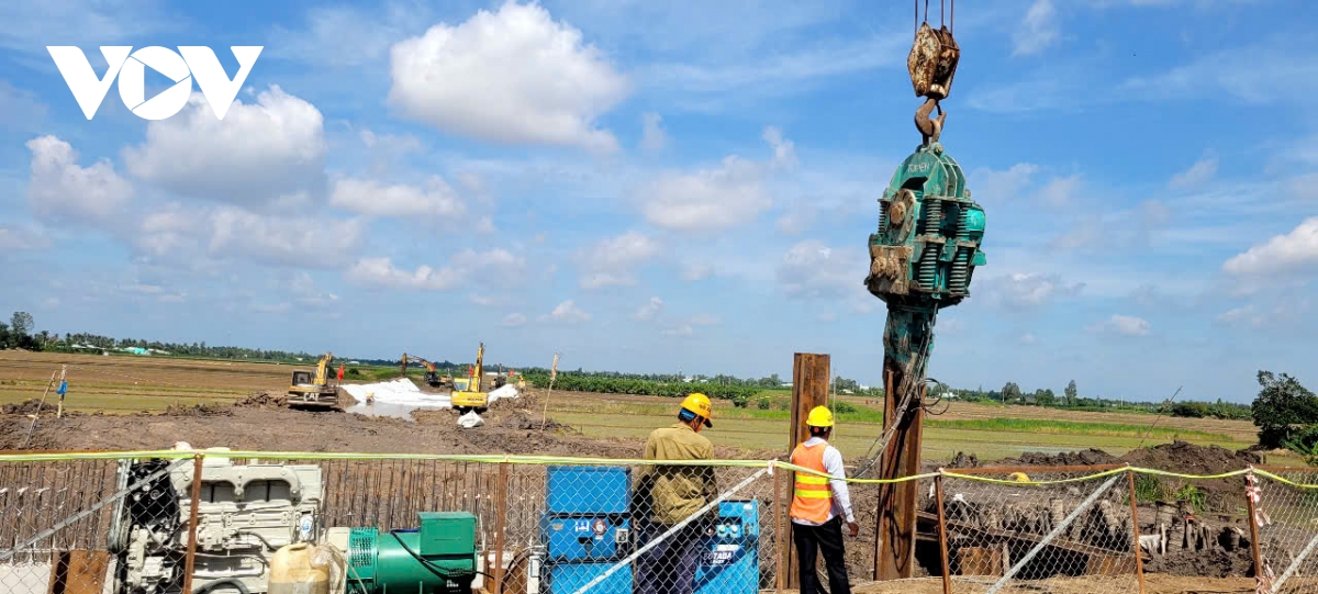 Đồng Tháp khởi công đoạn đường ven sông Tiền kết nối vùng biển Gò Công