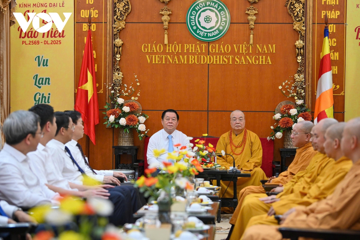 truong ban tuyen giao va dan van trung uong tham, chuc mung cac to chuc ton giao hinh anh 1