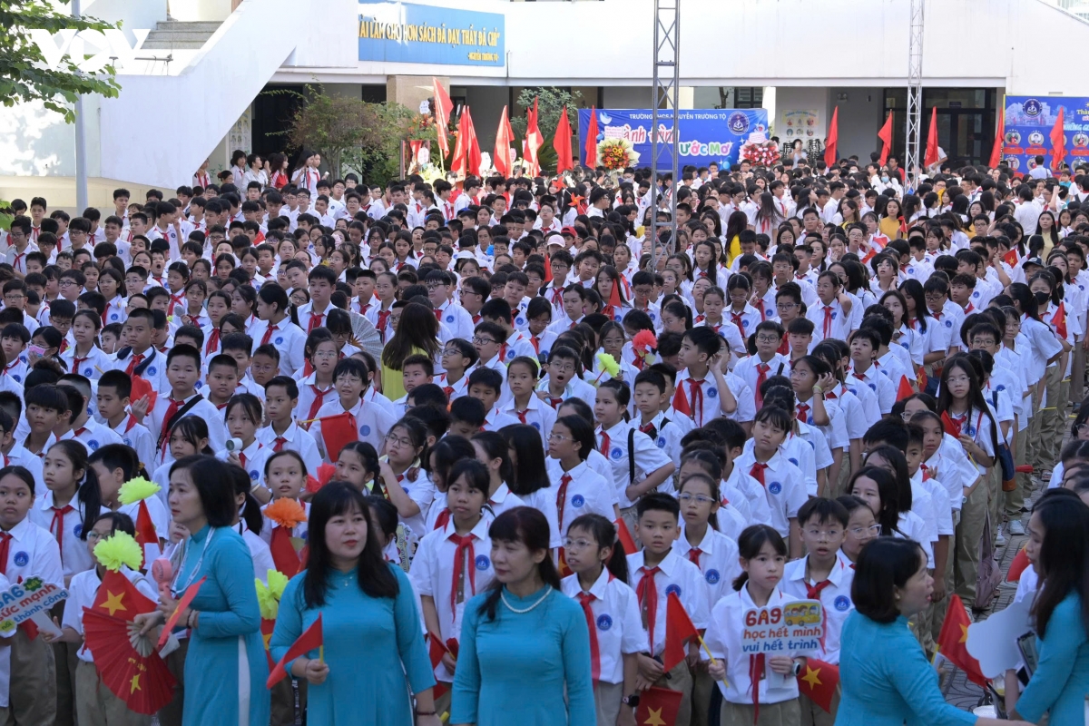 no nuc ngay khai truong, khoi dau nam hoc moi day ky vong hinh anh 11