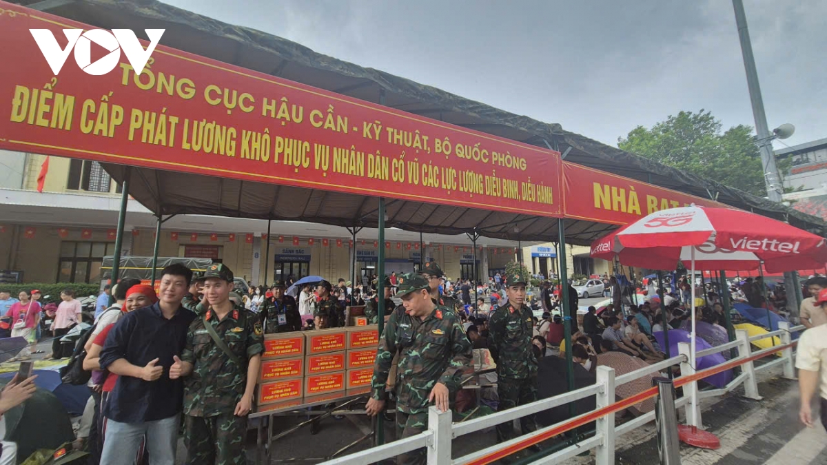 Hơn 50.000 suất lương khô miễn phí từ Bộ đội Cụ Hồ phục vụ lễ diễu binh A80