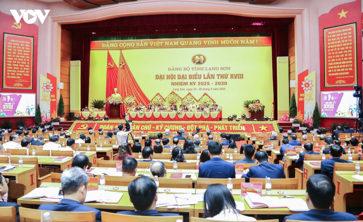 lang son xay dung Dang bo va he thong chinh tri tinh gon, hieu qua hinh anh 2