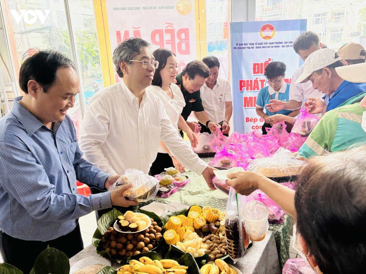  trao yeu thuong - nhan nu cuoi them mot dia chi do vi cong dong o tp.hcm hinh anh 2