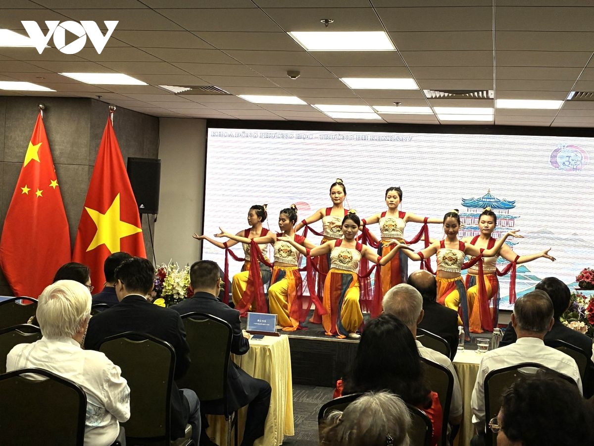 tp.hcm điểm sáng hợp tác kinh tế, văn hóa việt trung hình ảnh 3 tp.hcm diem sang hop tac kinh te, van hoa viet trung hinh anh 3