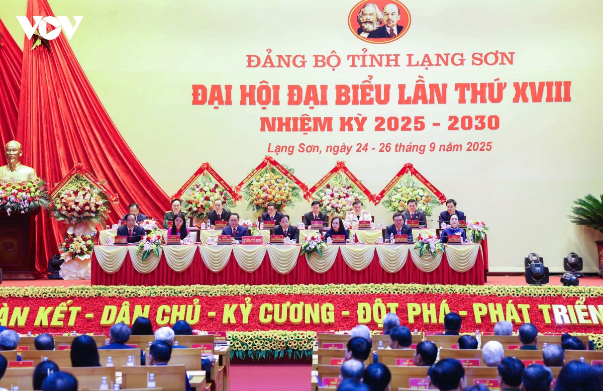 lang son xay dung Dang bo va he thong chinh tri tinh gon, hieu qua hinh anh 1