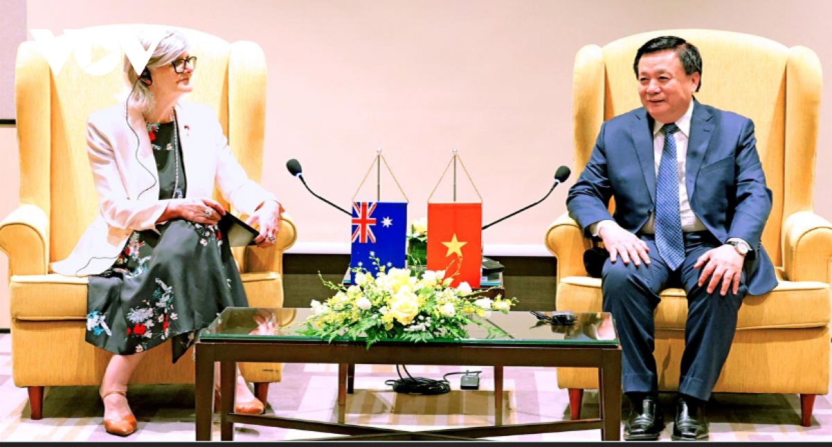 vietnam and australia strengthen cooperation in human resource training picture 1