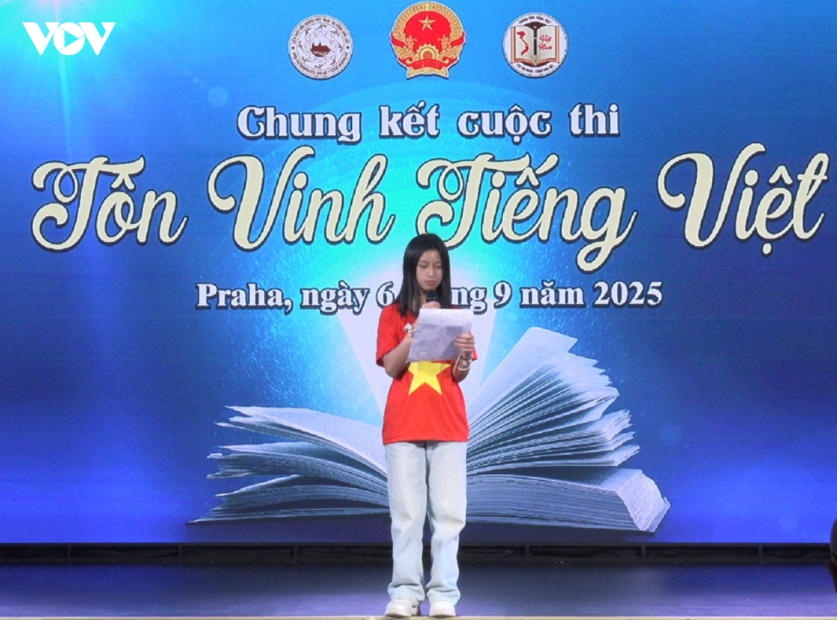 chuong trinh ton vinh tieng viet trong cong dong nguoi viet nam tai cong hoa sec hinh anh 2