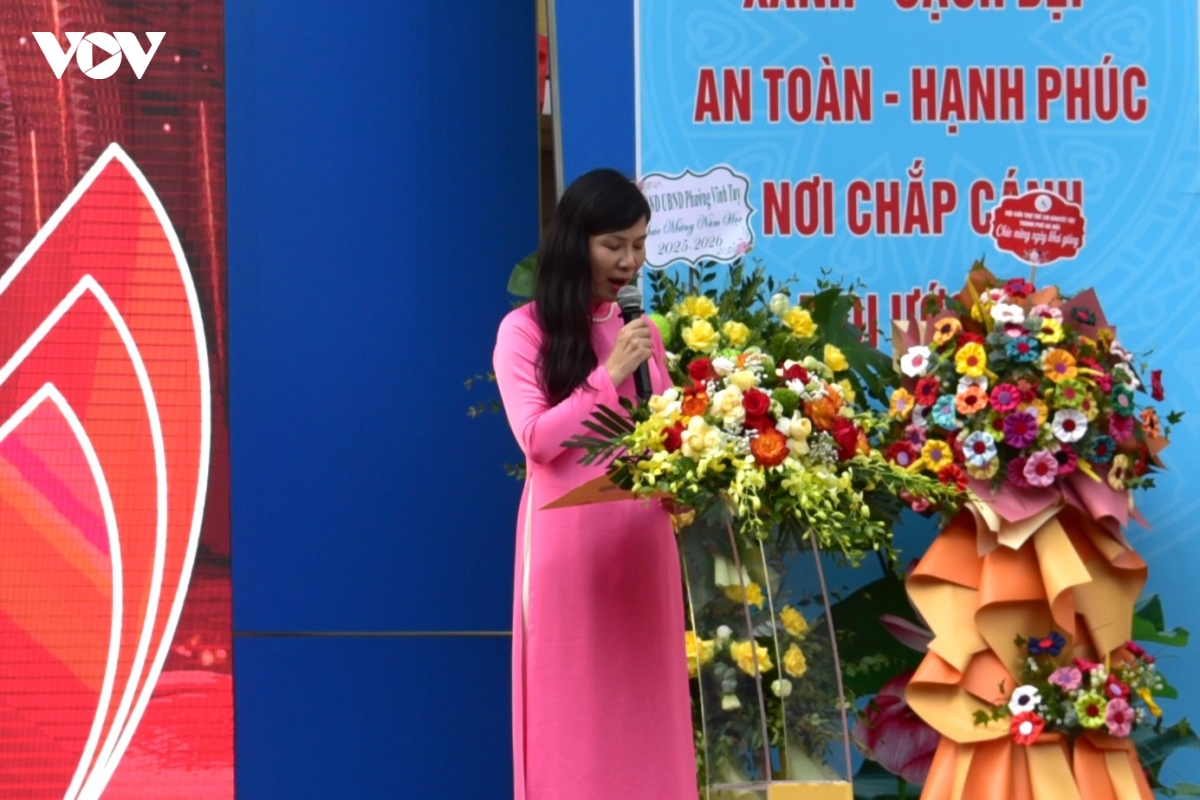 le khai giang o ngoi truong dac biet nhat ha noi - ptcs nguyen Dinh chieu hinh anh 6