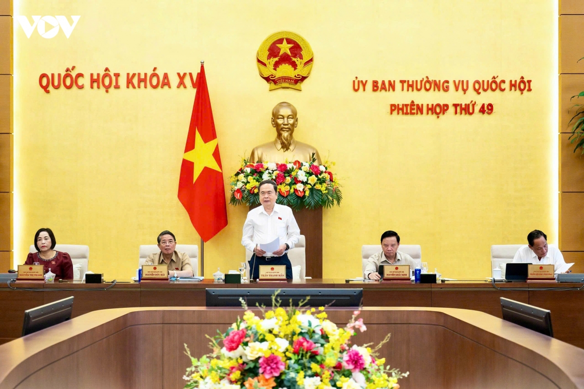chu tich quoc hoi cac du an luat can tuan thu cac quy dinh ve tham van chinh sach hinh anh 1