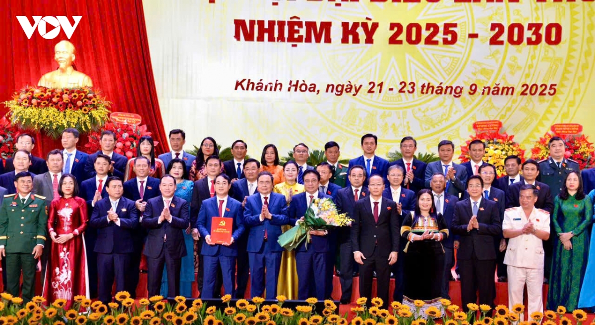 chu tich quoc hoi du Dai hoi Dang bo tinh khanh hoa nhiem ky 2025-2030 hinh anh 10
