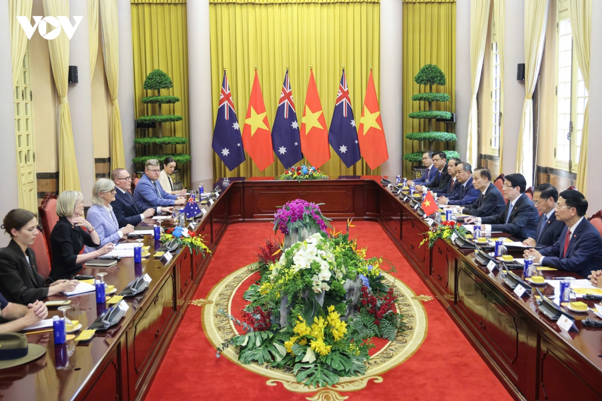 chu tich nuoc luong cuong hoi dam voi toan quyen australia sam mostyn hinh anh 4