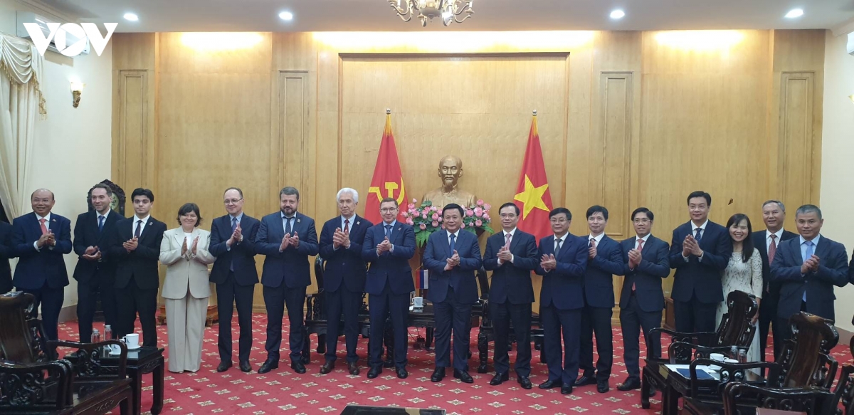 Ong nguyen xuan thang tiep Doan dai bieu cap cao Dang nuoc nga thong nhat hinh anh 3