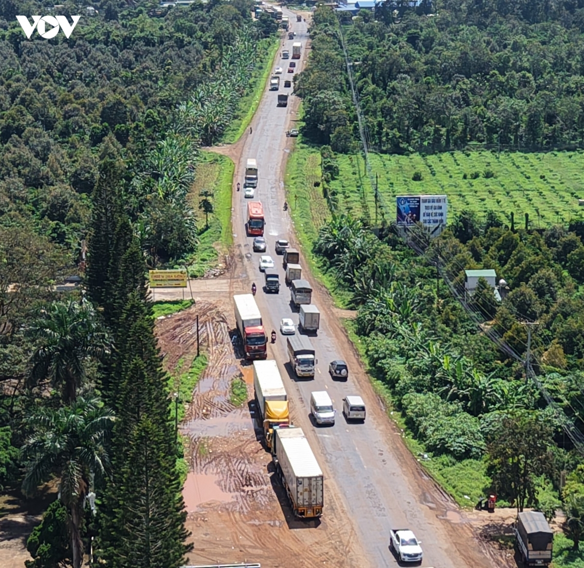 quoc lo 26 can duoc nang cap de thoat canh un tac thuong xuyen hinh anh 3