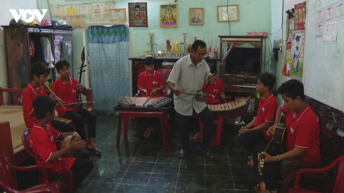 giu gin am nhac dan gian khmer trong phum soc hinh anh 2