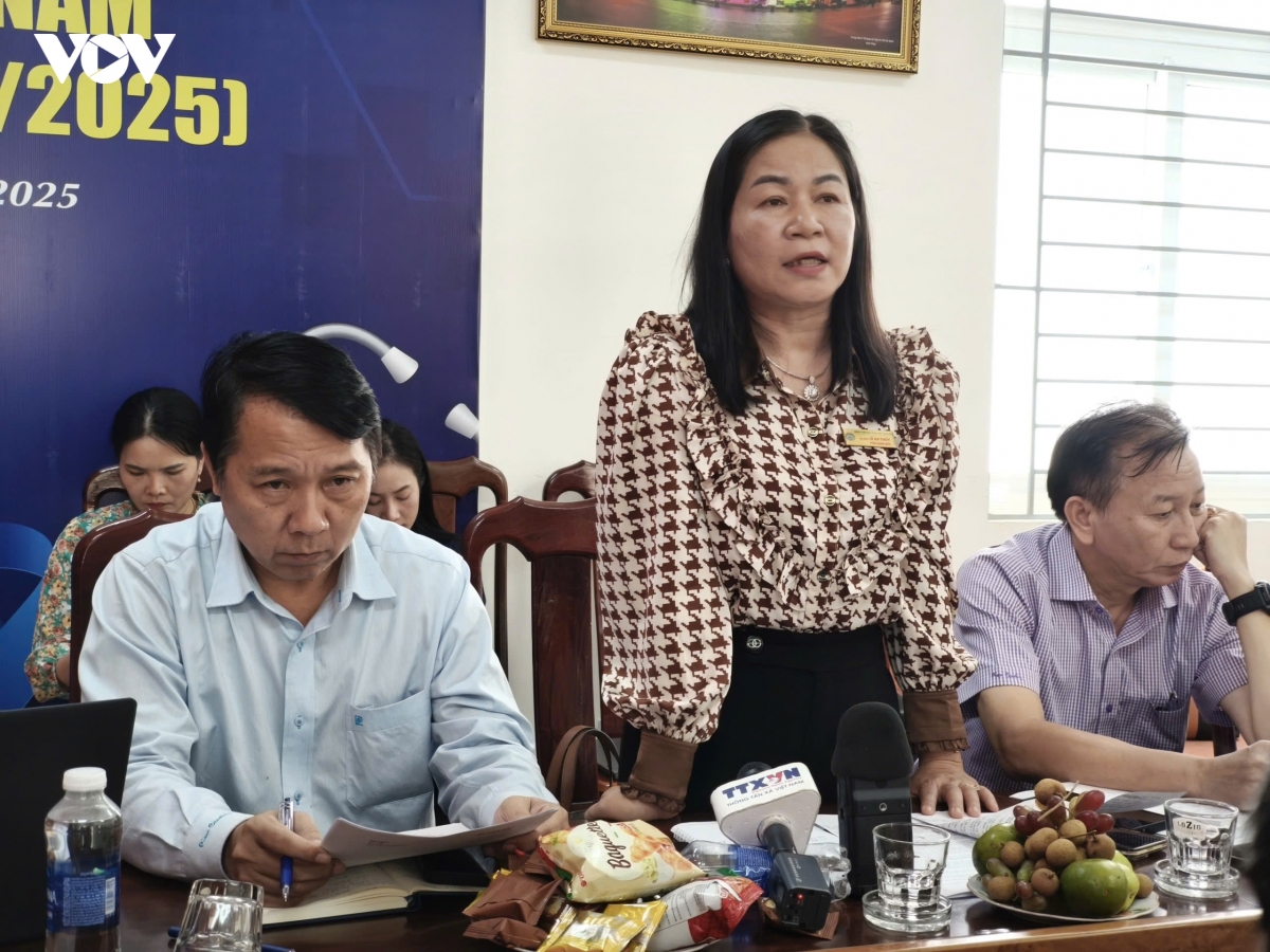 kham suc khoe mien phi cho benh nhan trong vu tan soi bang may da hong hinh anh 1