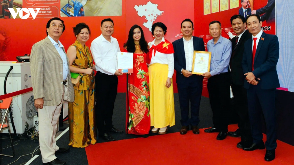 trien lam 80 nam thanh tuu dat nuoc khang dinh tiem luc, vi the viet nam hinh anh 4