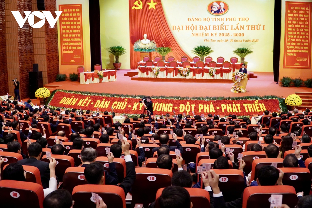 Đại hội đại biểu Đảng bộ tỉnh Phú Thọ lần thứ I họp phiên trù bị