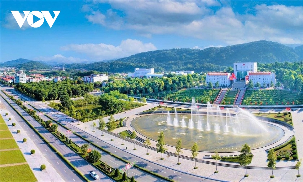 xây dựng lào cai trở thành cực tăng trưởng, trung tâm kết nối giao thương kinh tế quốc tế hình ảnh 2 xay dung lao cai tro thanh cuc tang truong, trung tam ket noi giao thuong kinh te quoc te hinh anh 2