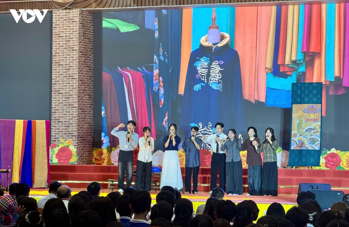 gioi tre voi cong nghiep van hoa va phat trien du lich ben vung hinh anh 1