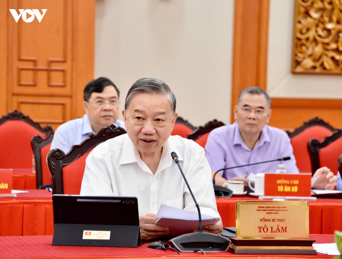 tong bi thu to lam lam viec voi ban thuong vu Dang uy quoc hoi hinh anh 2