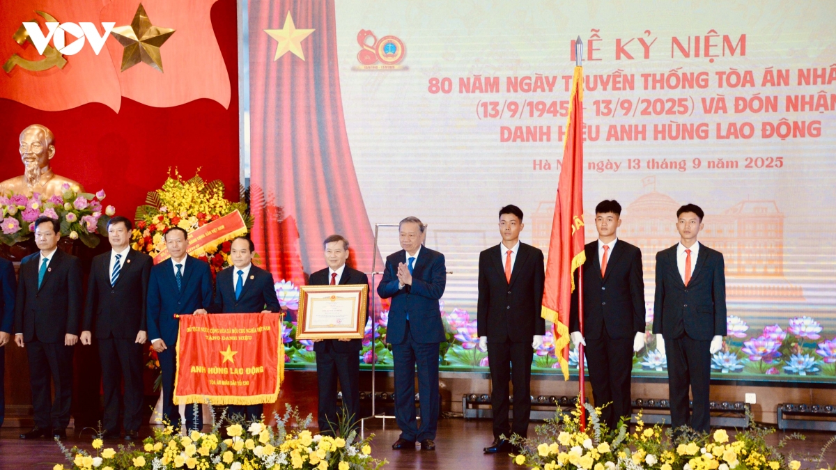tong bi thu nganh toa an phai khong ngung phan dau de moi phan quyet deu thau tinh, dat ly hinh anh 5