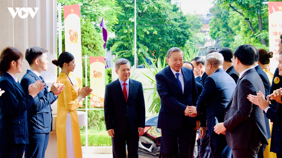 tong bi thu nganh toa an phai khong ngung phan dau de moi phan quyet deu thau tinh, dat ly hinh anh 1