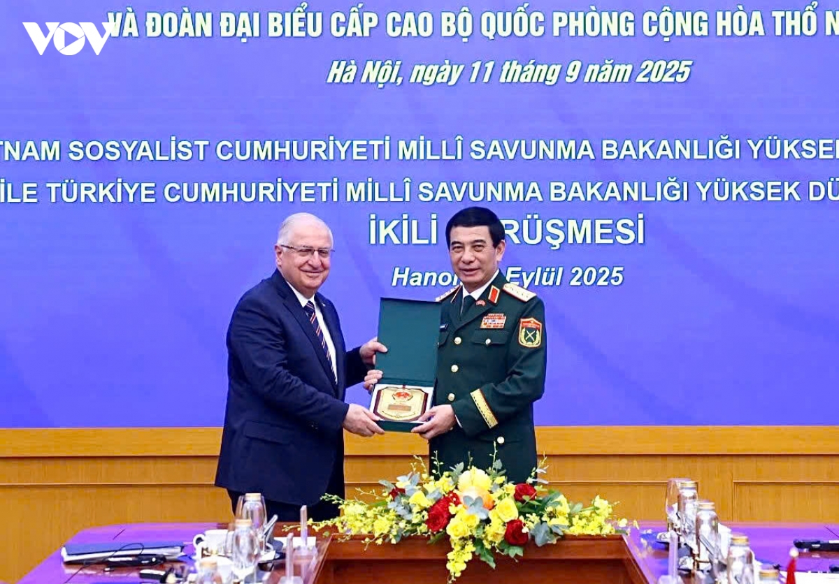 bo quoc phong tho nhi ky lan dau cu si quan tham muu sang dao tao tai viet nam hinh anh 7