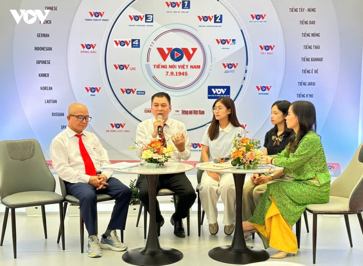 Dai tieng noi viet nam cong chung luon la dong luc de Dai doi moi hinh anh 2