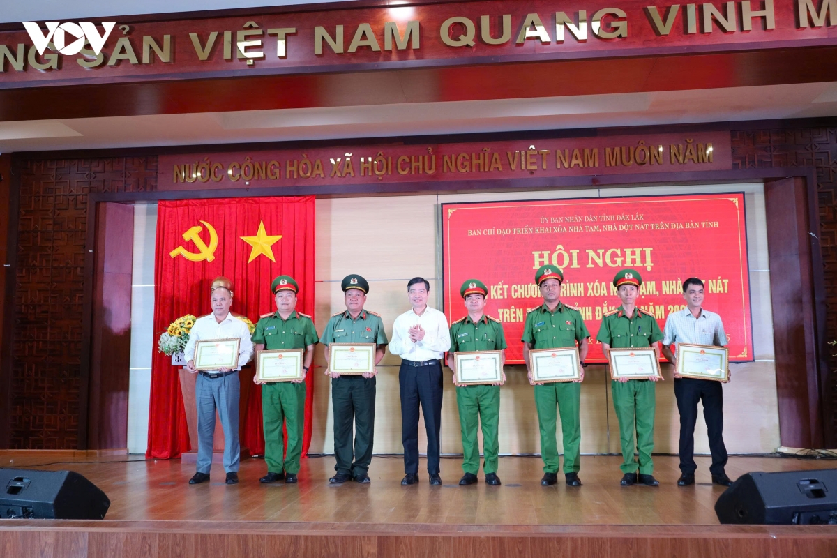Dak lak hoan thanh chuong trinh xoa nha tam, nha dot nat nam 2025 hinh anh 2