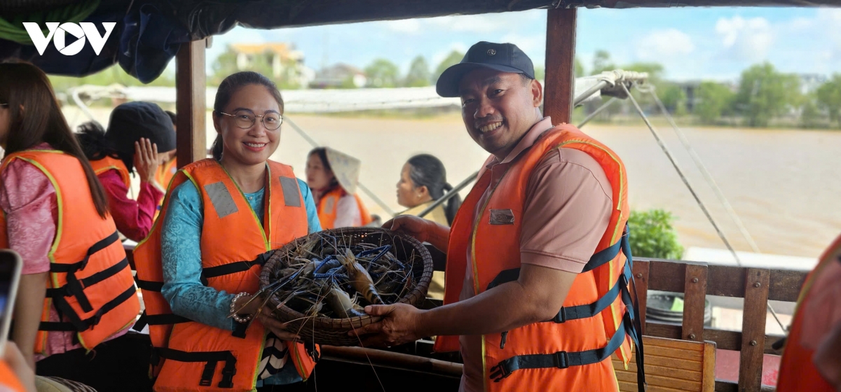 vinh long hoat dong du lich trong dip le quoc khanh 2 9 dat doanh thu hon 173 ty dong hinh anh 2