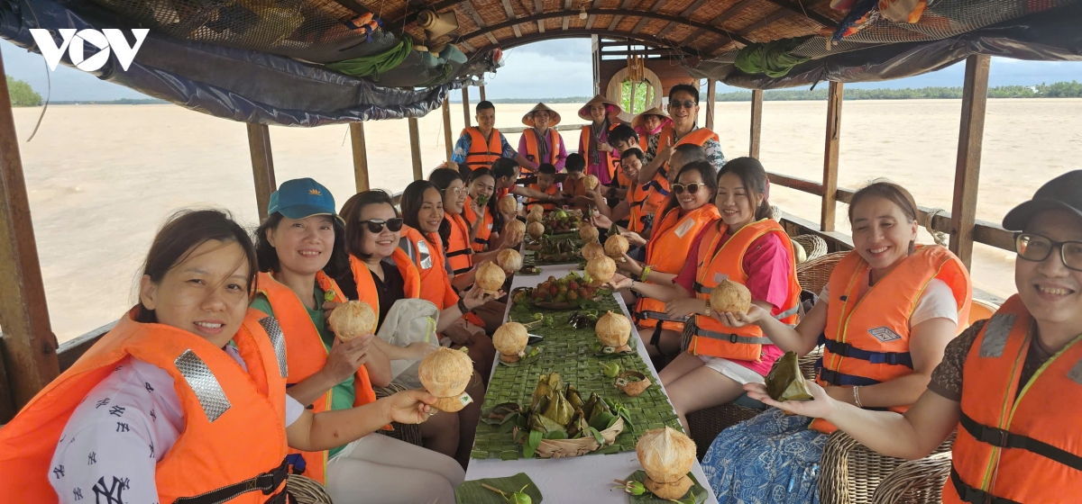 vinh long hoat dong du lich trong dip le quoc khanh 2 9 dat doanh thu hon 173 ty dong hinh anh 1