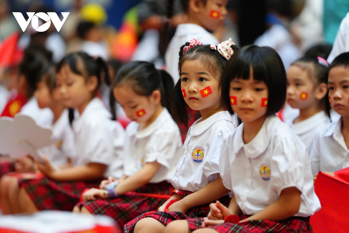 Bộ trưởng Nguyễn Kim Sơn: Ưu tiên rà soát chương trình, chỉnh sửa sách giáo khoa