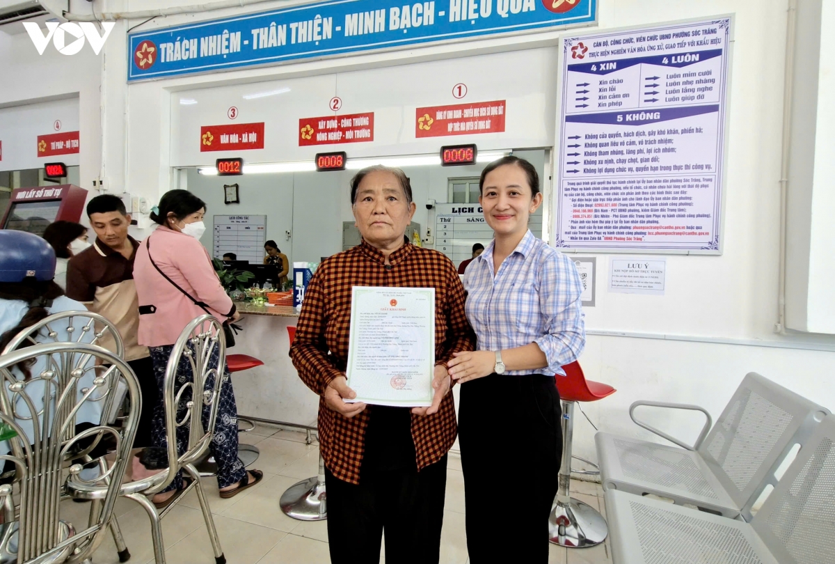 mo hinh dang ky khai sinh truc tuyen tai benh vien tien ich cho nguoi dan hinh anh 1