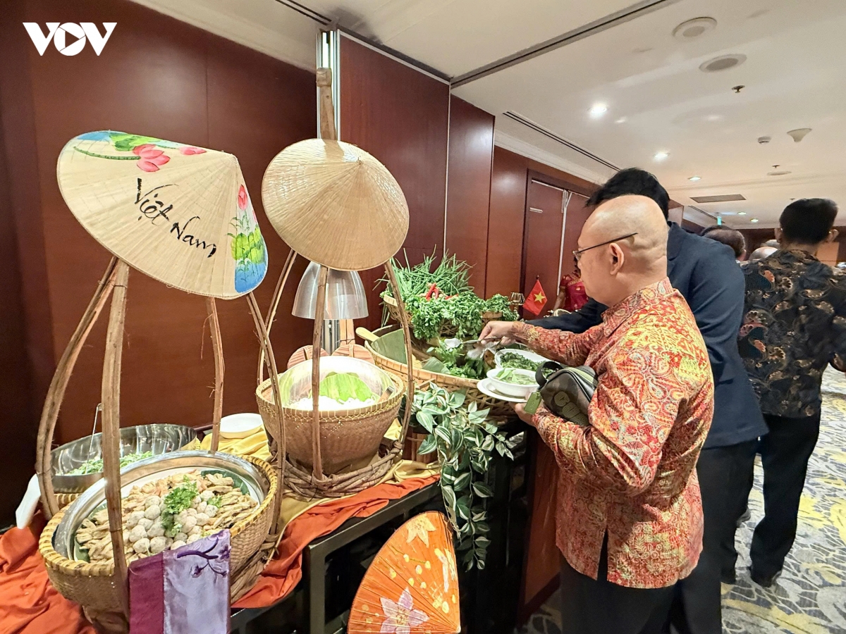 trong the le ky niem 80 nam quoc khanh viet nam tai indonesia hinh anh 4