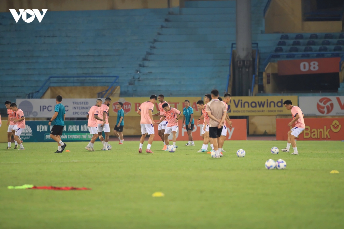 ket qua bong da toi 26-9 ha noi fc nguoc dong thang kich tinh truoc thanh hoa hinh anh 31