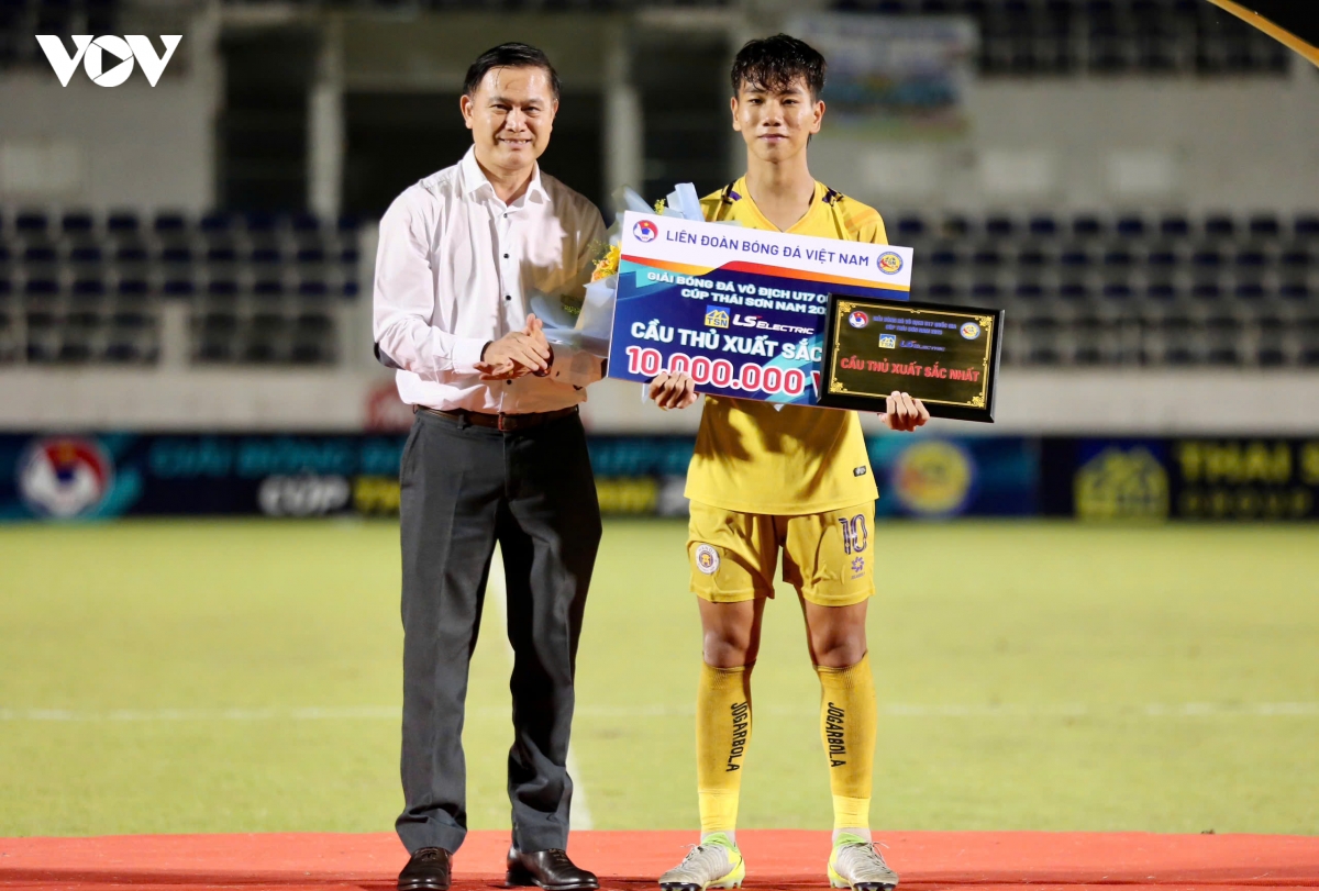 u17 ha noi vo dich u17 quoc gia 2025 cho don lua duy manh, quang hai, van hau moi hinh anh 4