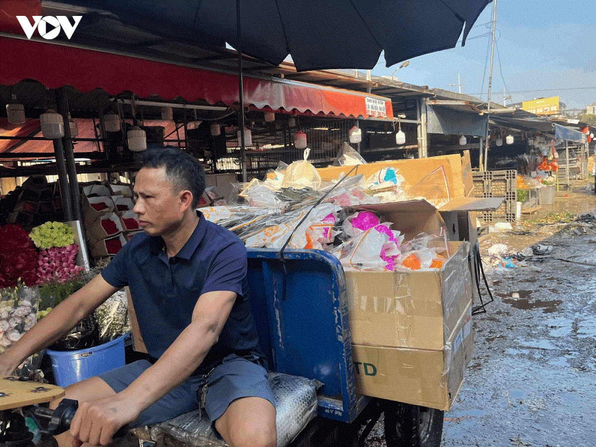 hoa dat online no ro dip 20 10, cho truyen thong tram lang hinh anh 8