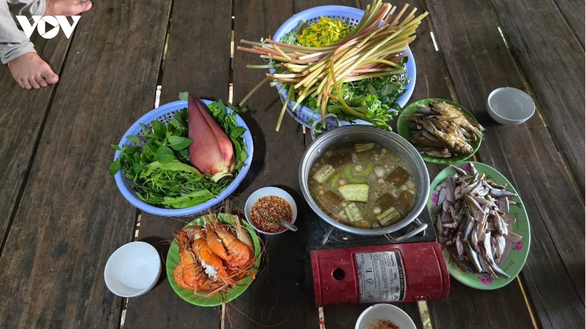 mua nuoc noi vinh te - buc tranh song dong cua mien song nuoc hinh anh 6