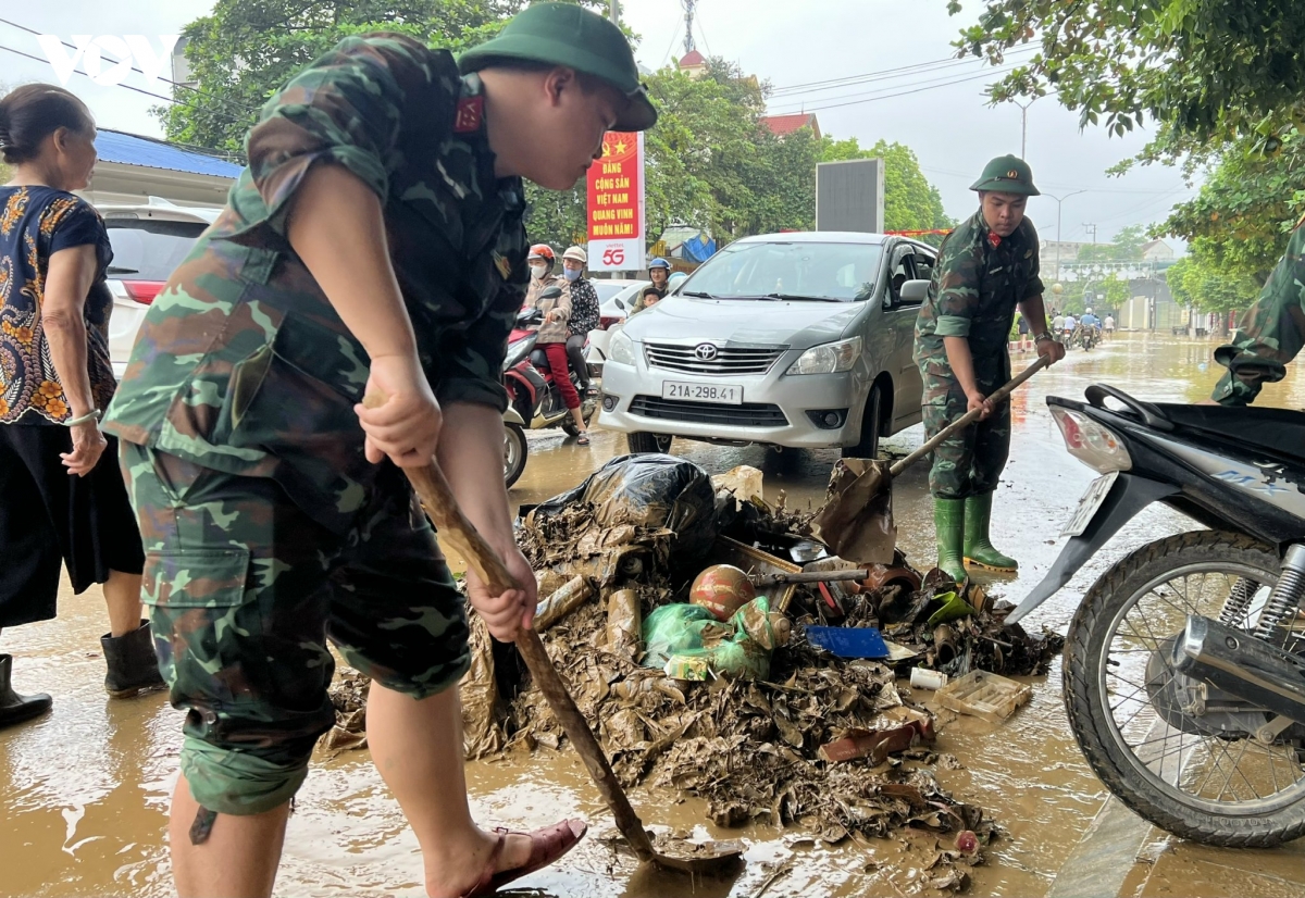 lao cai don dep pho phuong sau lu hinh anh 5