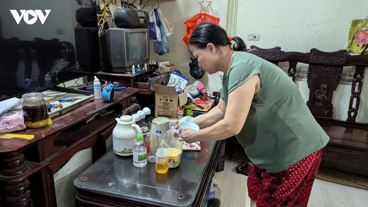 nguoi dan mieu nha bi bom loi nuoc ke don cho cao hon cho vat nuoi hinh anh 9