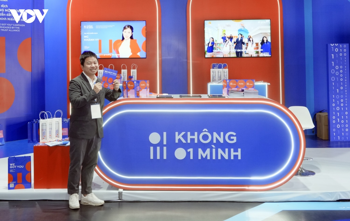 chien dich khong mot minh viet tiep tinh than cong uoc ha noi hinh anh 2