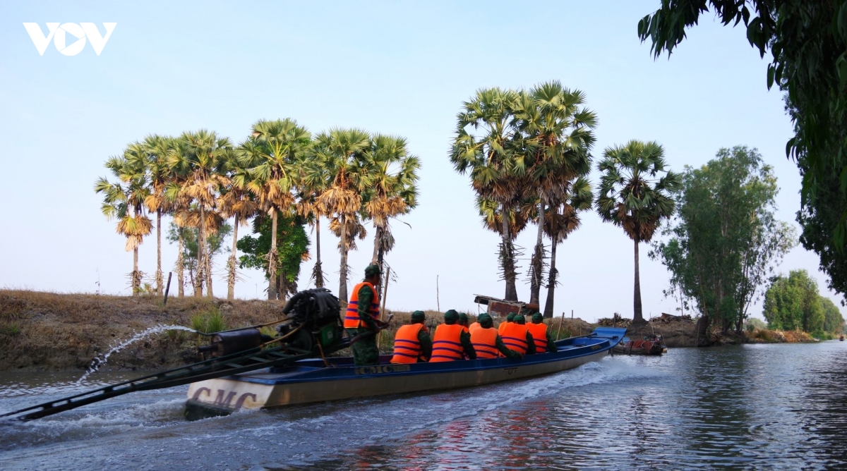 bien phong an giang quyet liet dau tranh, ngan chan toi pham buon lau hinh anh 1