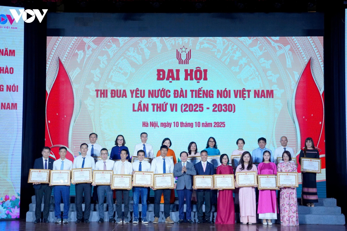 Dai hoi thi dua yeu nuoc Dai tnvn dau an 5 nam doi moi, sang tao va khat vong hinh anh 9