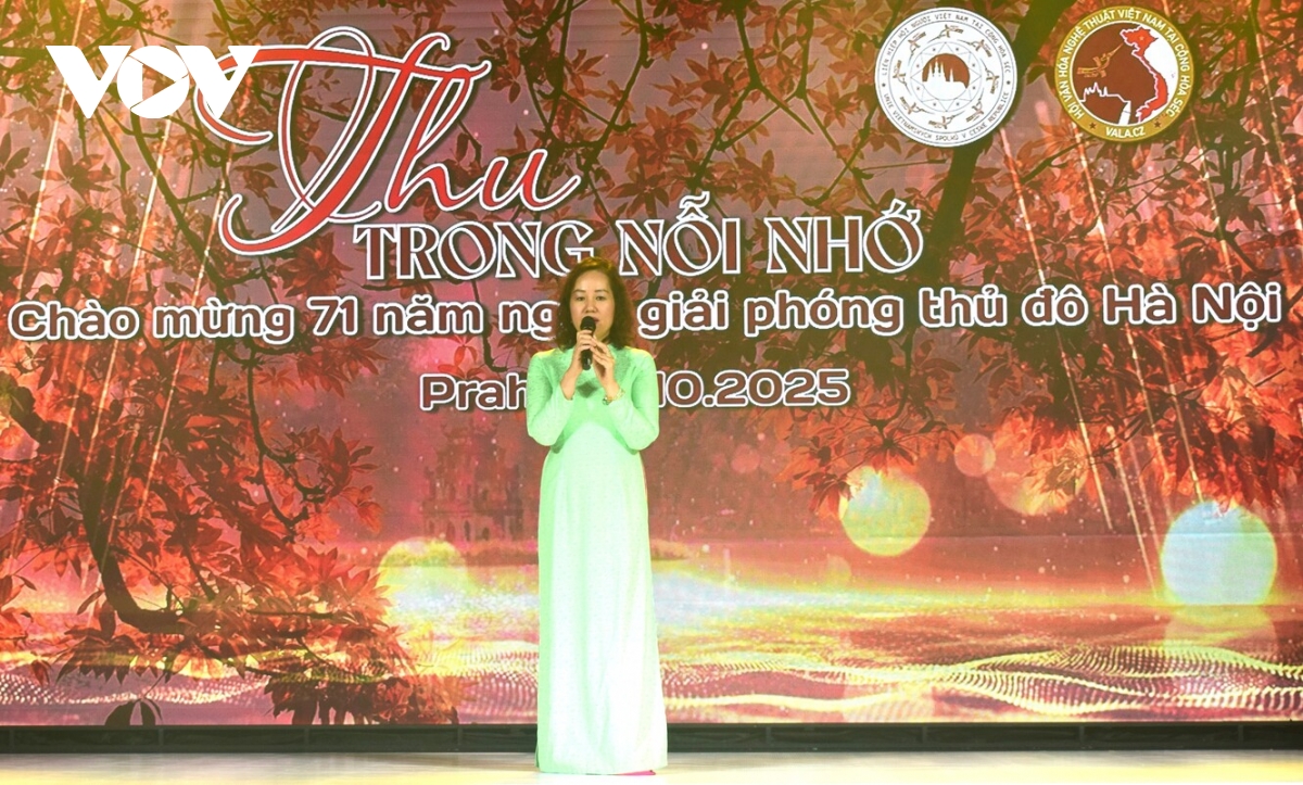 Đêm nghệ thuật “Thu trong nỗi nhớ” chào mừng ngày Giải phóng thủ đô tại Séc