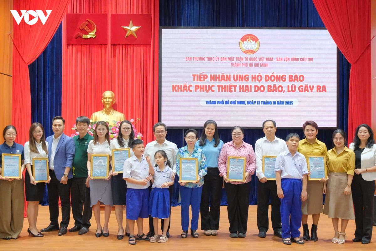 nhung tam long tu thanh pho nghia tinh hinh anh 3