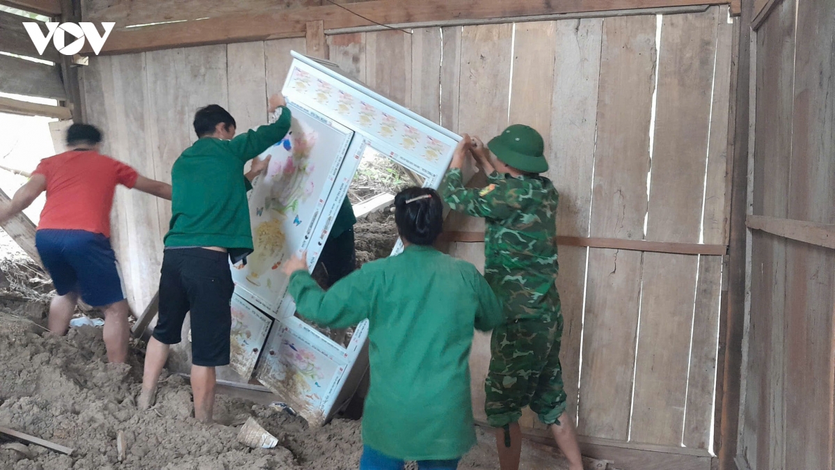 nguoi linh bien phong thanh diem tua cua dan vung lu hinh anh 5