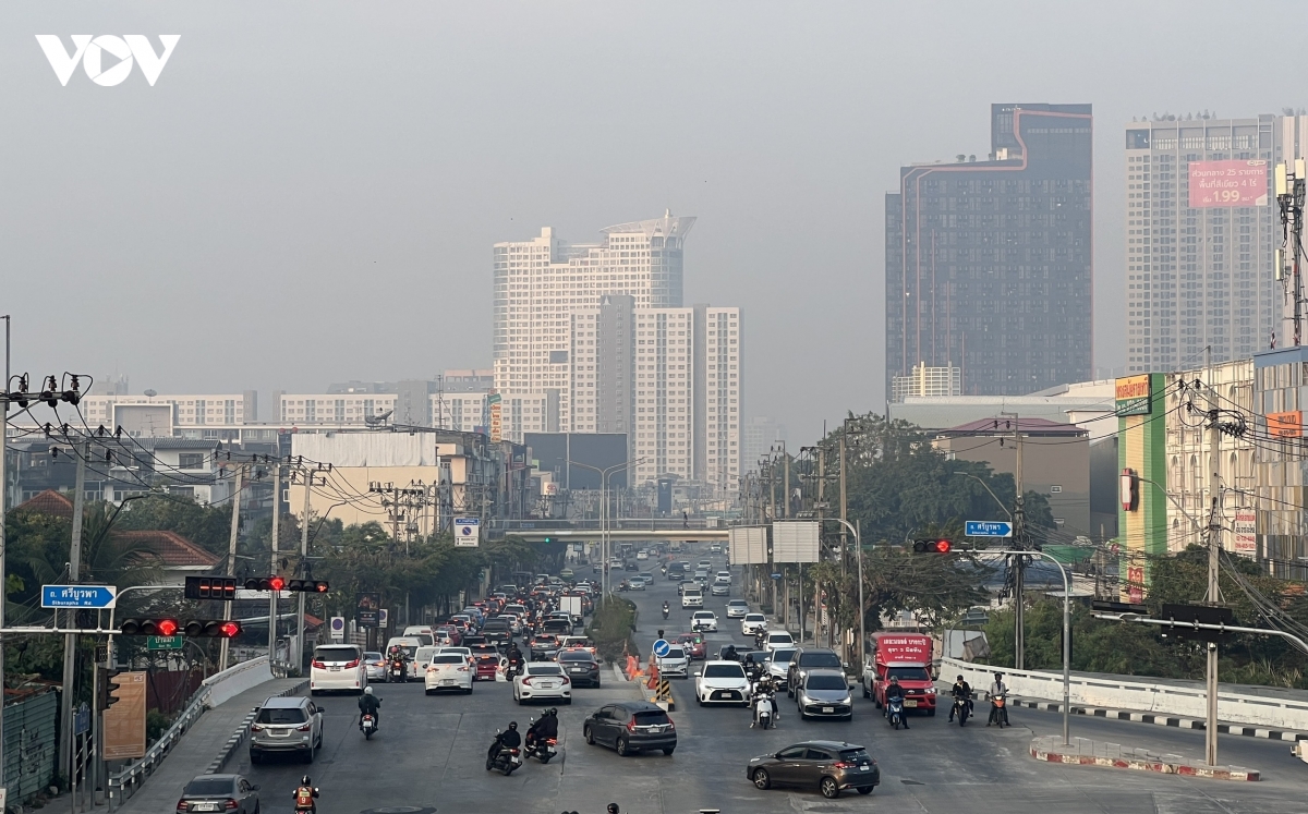 bangkok mo rong vung kiem soat o nhiem, siet chat bien phap chong bui min pm2.5 hinh anh 1