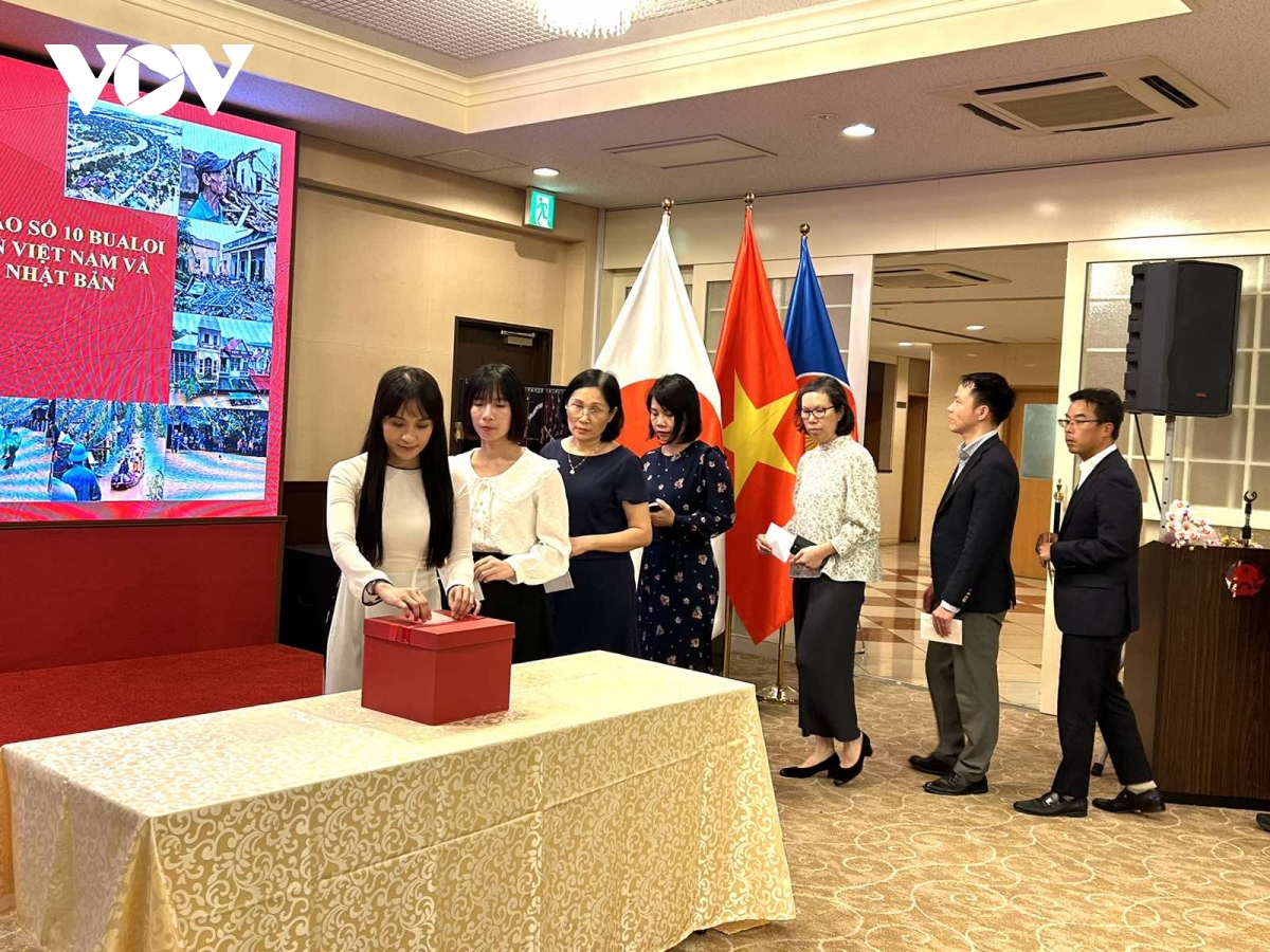cong dong nguoi viet o nhat ho tro dong bao trong nuoc bi anh huong boi bao so 10 hinh anh 2